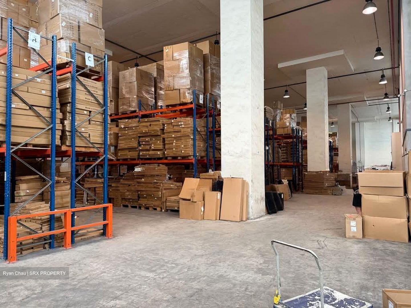 Lok Yang Way (D22), Warehouse #546955261